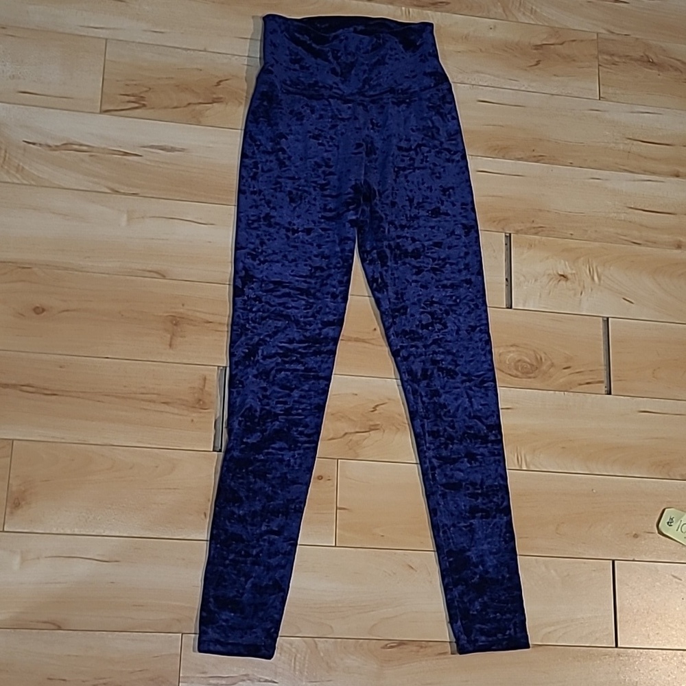 TNA women's small pants